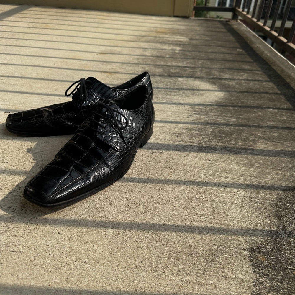 Stacy Adams Black Oxford Shoes with Glossy Finish